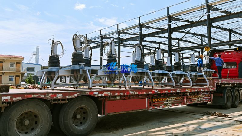 14臺(tái)3kw潛水?dāng)嚢杵貧庖惑w機(jī)發(fā)往唐山，助力氧化渠改造